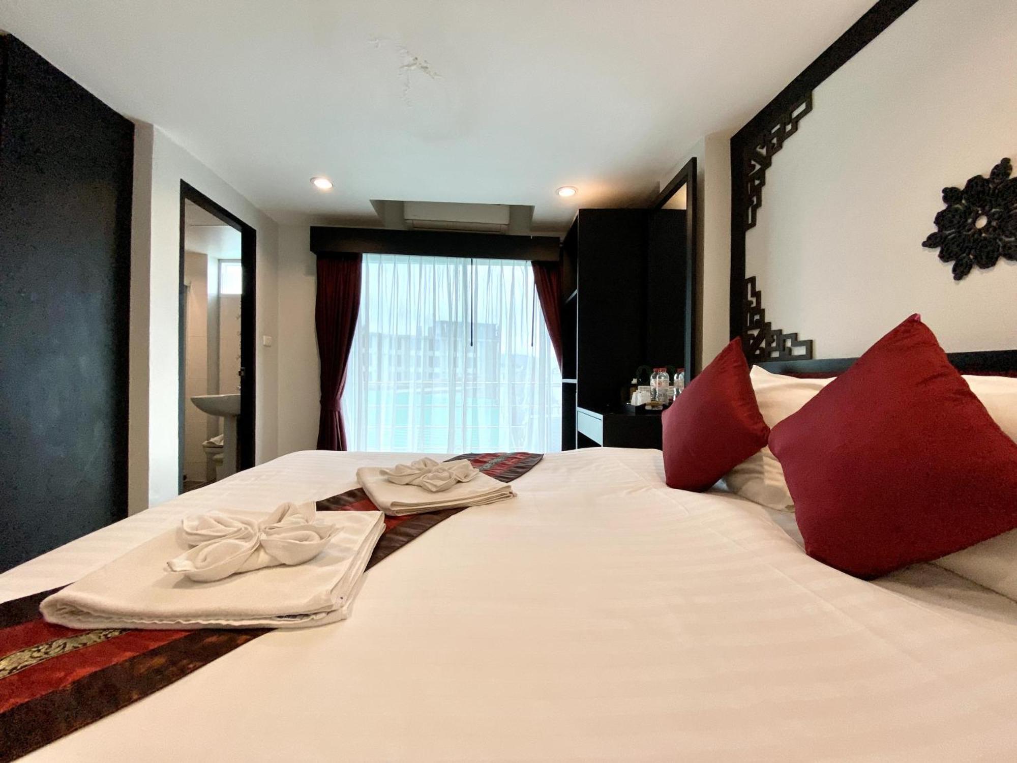 Sunray Beach Hotel Patong Εξωτερικό φωτογραφία